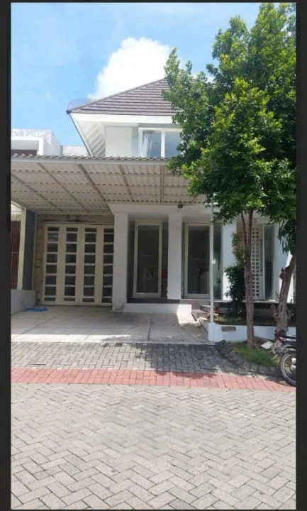 Dijual Rumah Mewah Royal Park Lokasi Premium di Citraland Surabaya Barat - Thumbnail 2