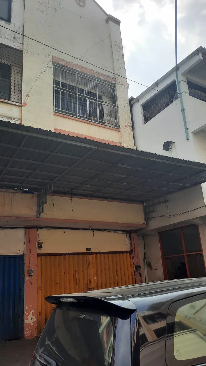 Dijual Ruko Strategis di Raya Dupak Bestland Surabaya Pusat