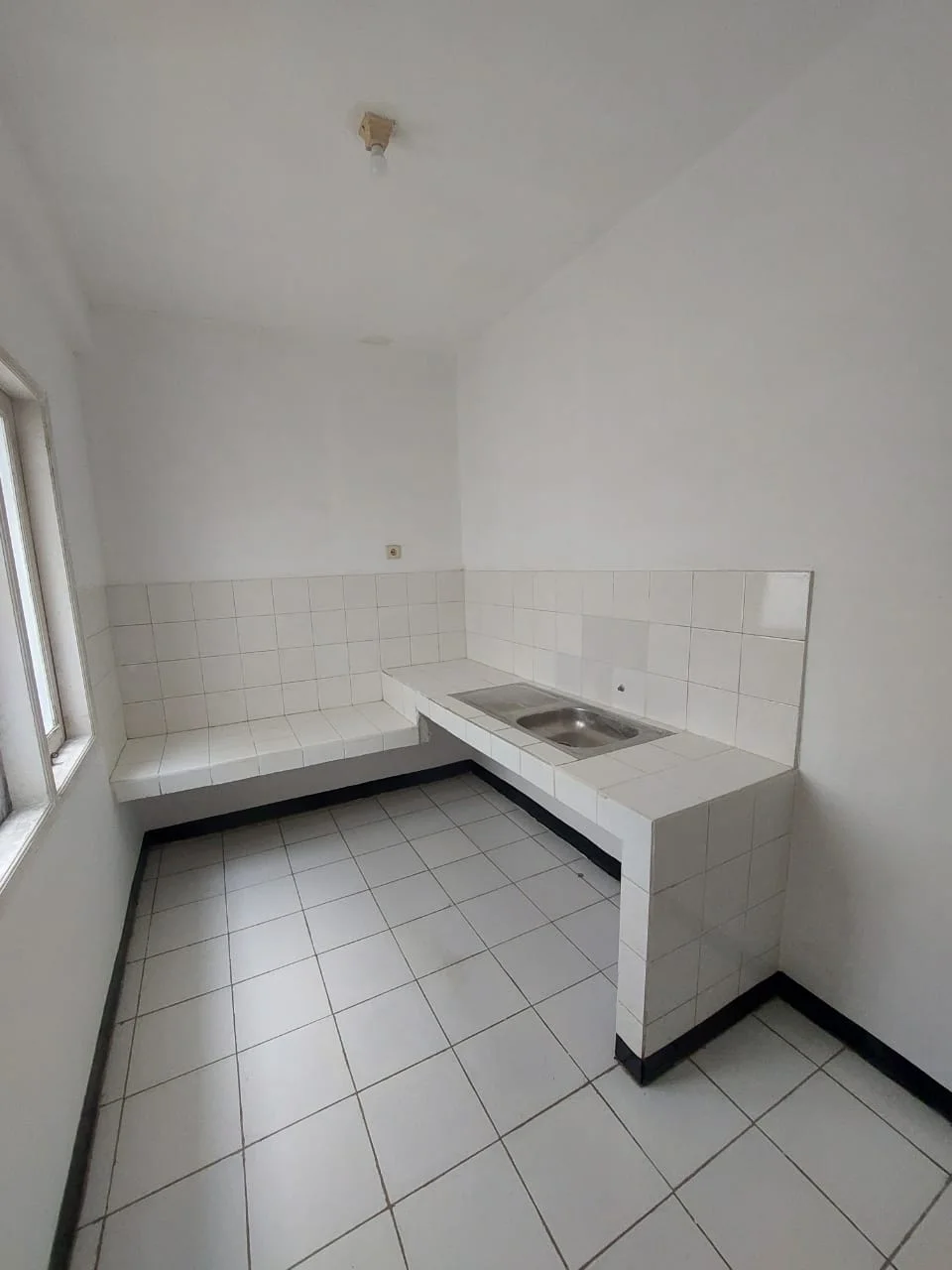 Jual Ruko 3 Lantai Jalan Kenjeran Surabaya Utara - Thumbnail 2