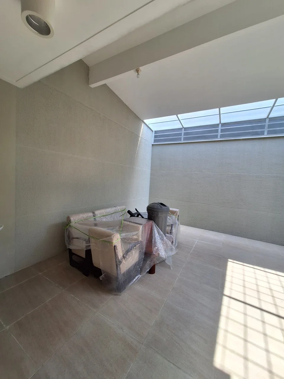 Jual / Sewa Rumah Baru 2 Northwest Central Citraland Utara Surabaya Barat - Thumbnail 4