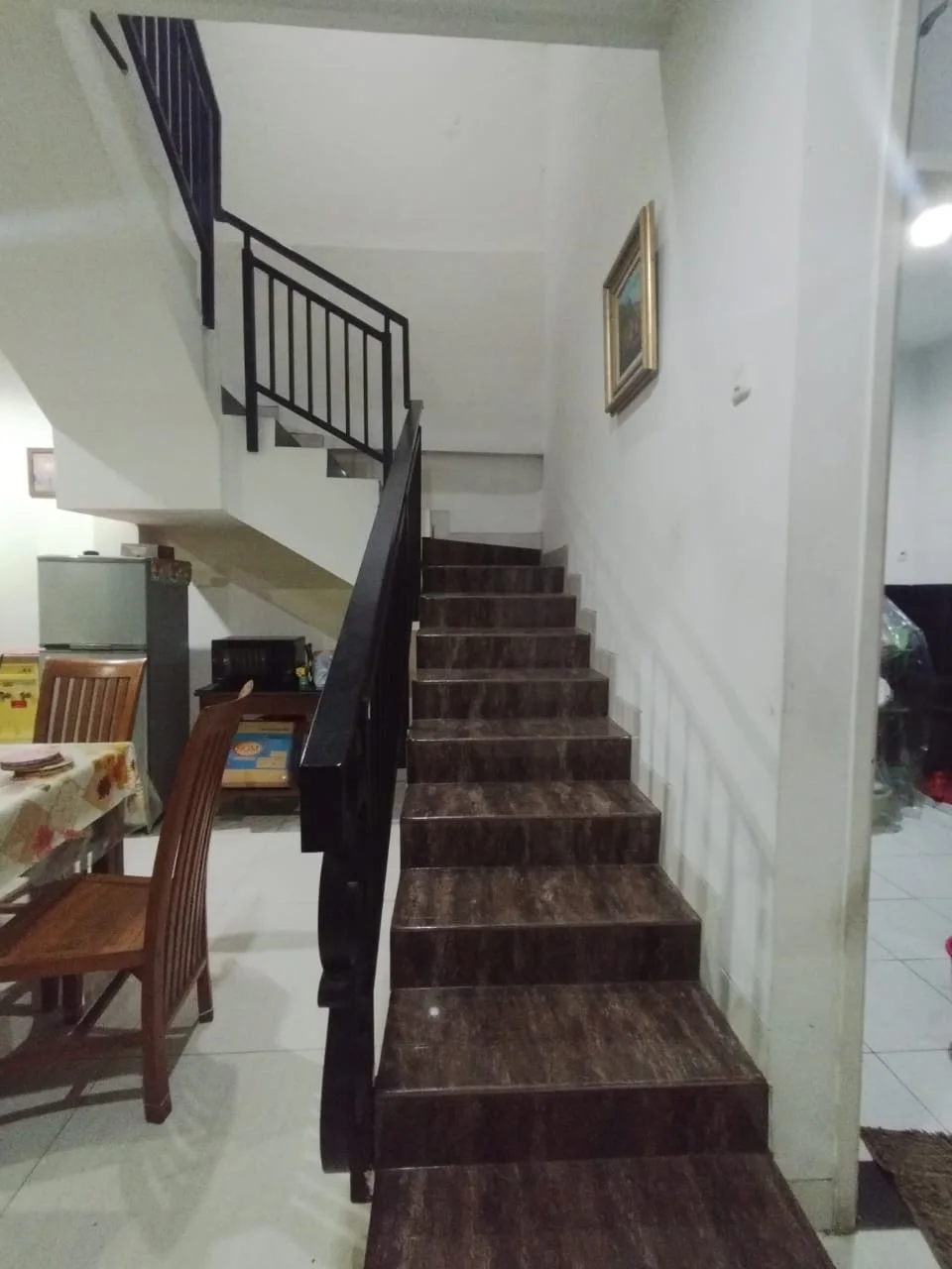 Jual Rumah Full Furnished Darmo Permai Selatan Surabaya Barat - Thumbnail 7
