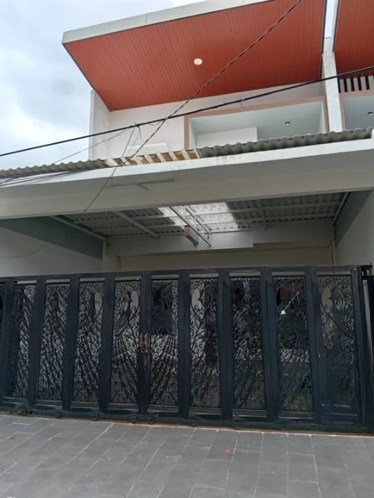 Dijual Rumah Baru 2 Lantai Darmo Permai Timur Surabaya Barat