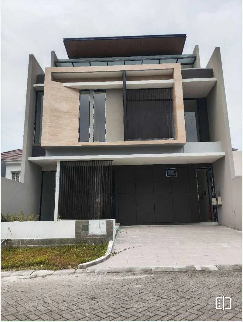 Dijual Rumah Crystal golf, Citraland utama Surabaya Barat