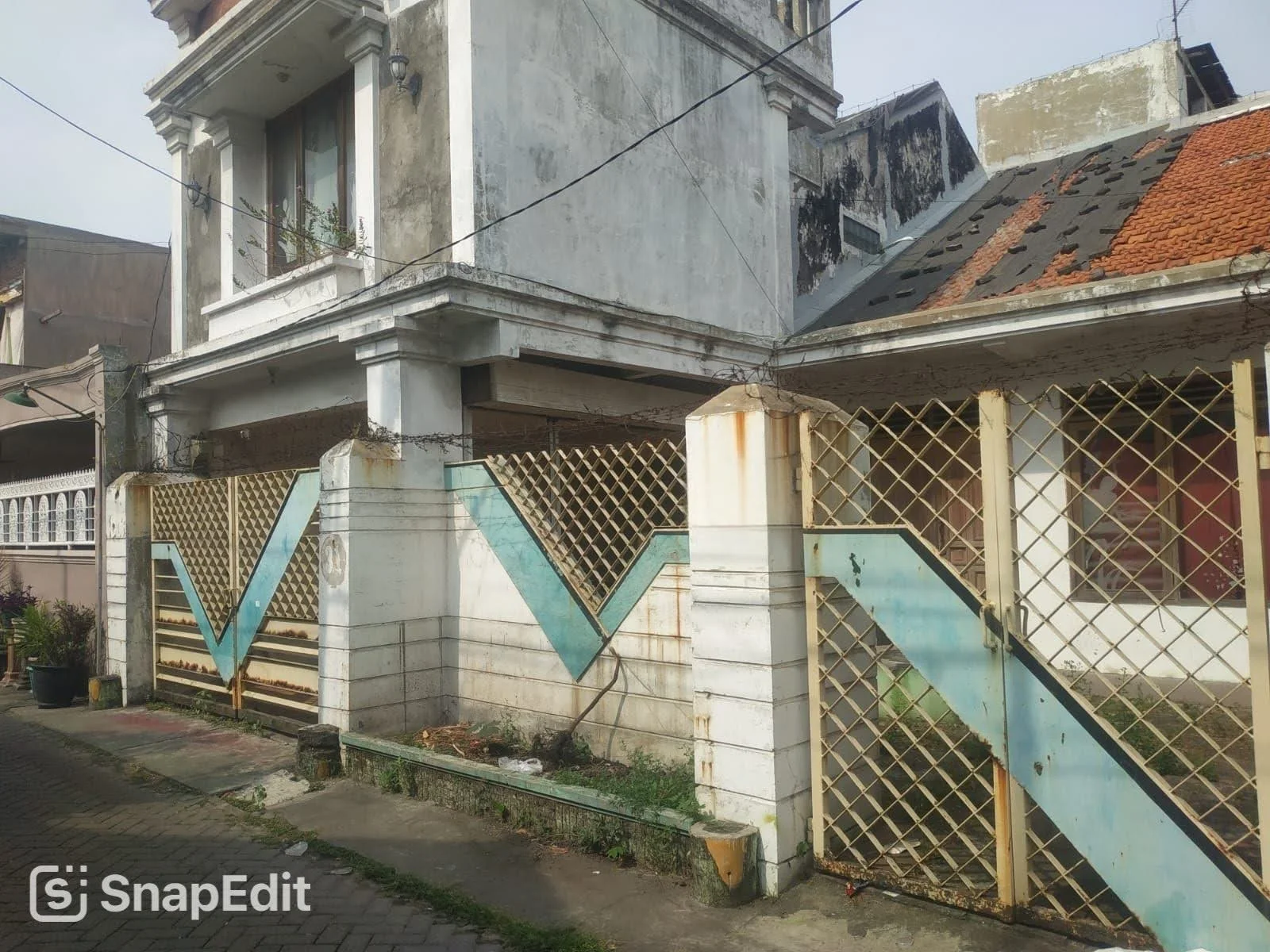 Dijual Cepat Rumah Hitung Tanah di Kalikepiting Surabaya Timur