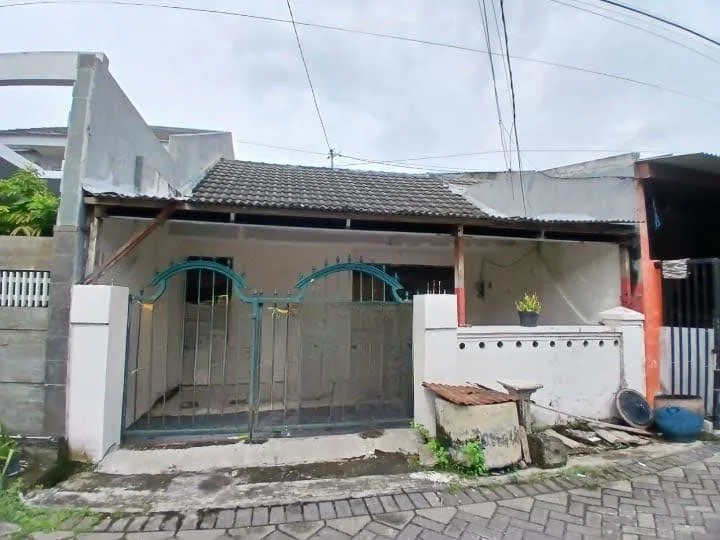 Dijual murah rumah di Gunung Sari Indah, Surabaya Selatan