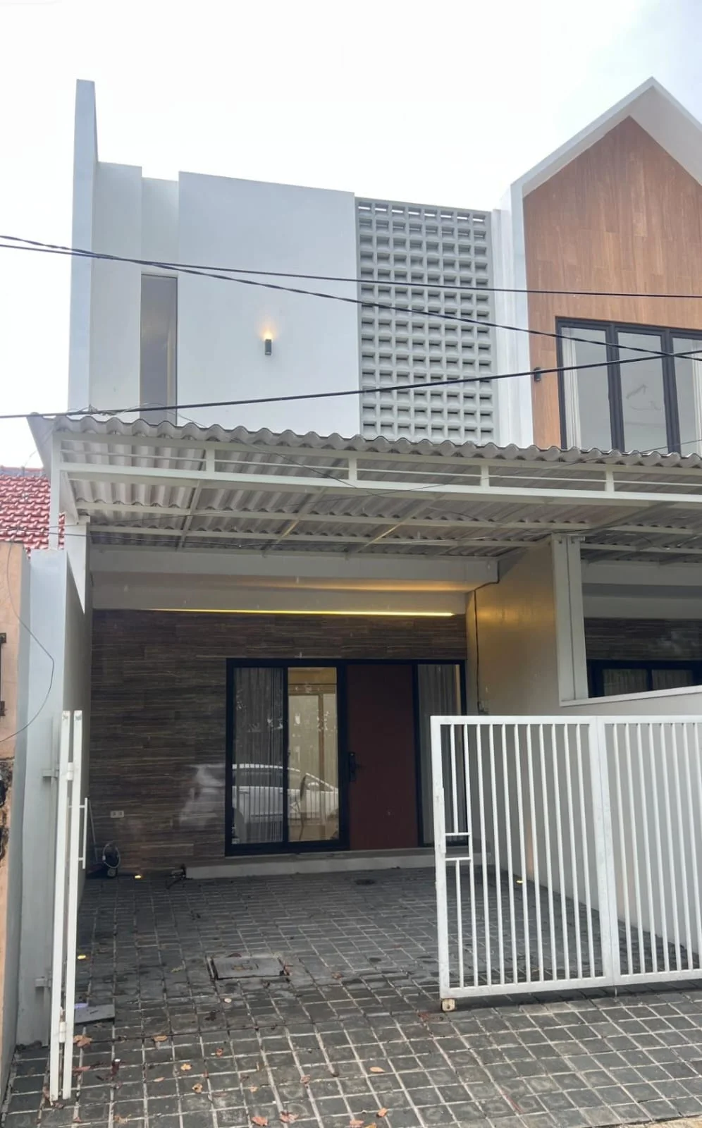 Jual Rumah Baru 2 Lantai Rungkut Menanggal Harapan Surabaya Timur