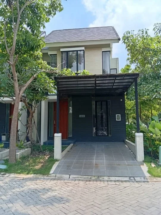 Jual / Sewa Rumah Baru 2 Lantai Northwest Central Citraland Utara Surabaya Barat