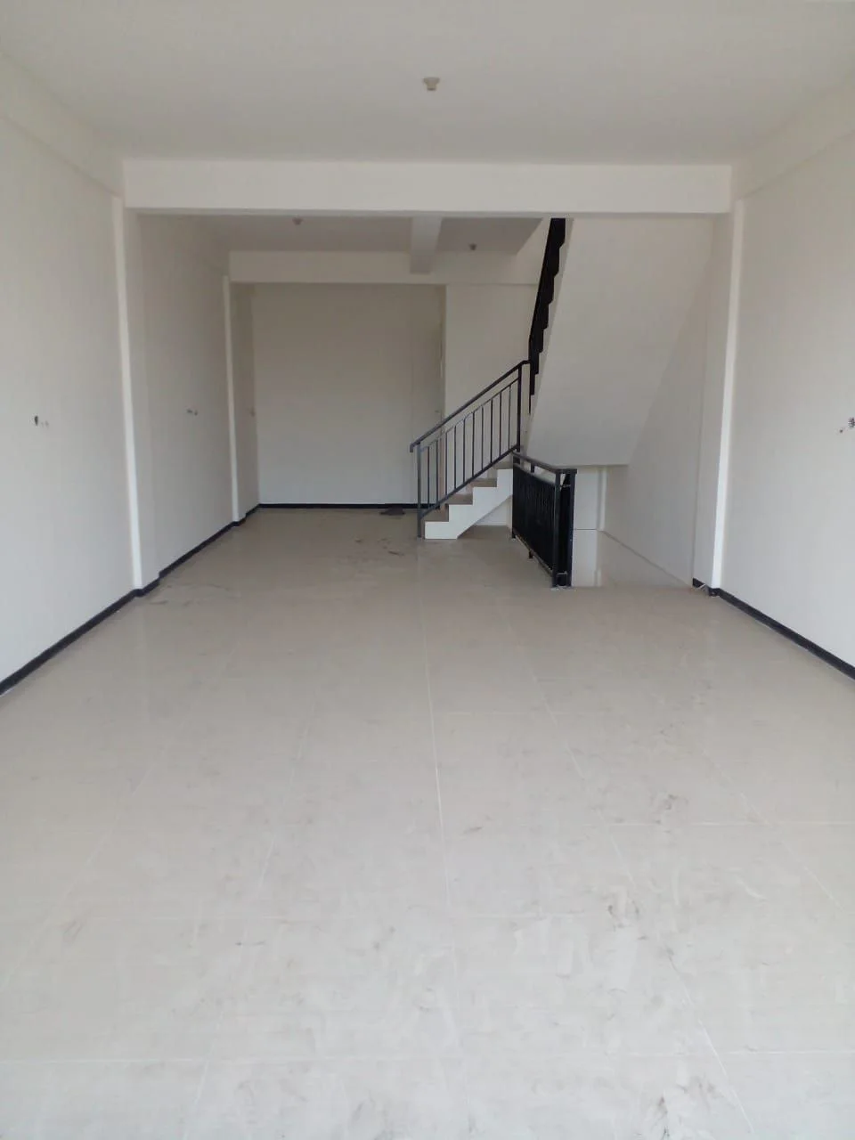 Dijual Ruko Strategis 3 Lantai di Jalan Raya Lontar Surabaya Barat - Thumbnail 3