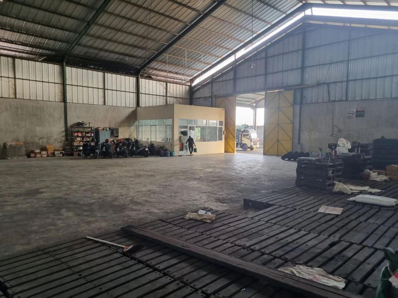 Dijual Gudang Strategis di Tanjung Kediri - Thumbnail 4