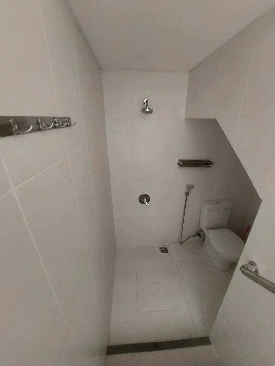 Dijual Rumah Mewah Murah 2 Lantai di Taman Puspa Raya Citraland Surabaya Barat - Thumbnail 7
