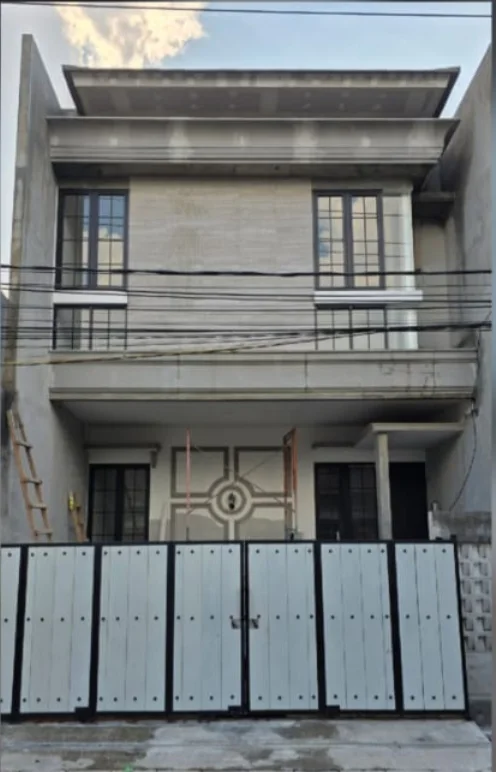 Dijual Rumah Baru Gress Taman Pondok Indah Wiyung Surabaya Barat