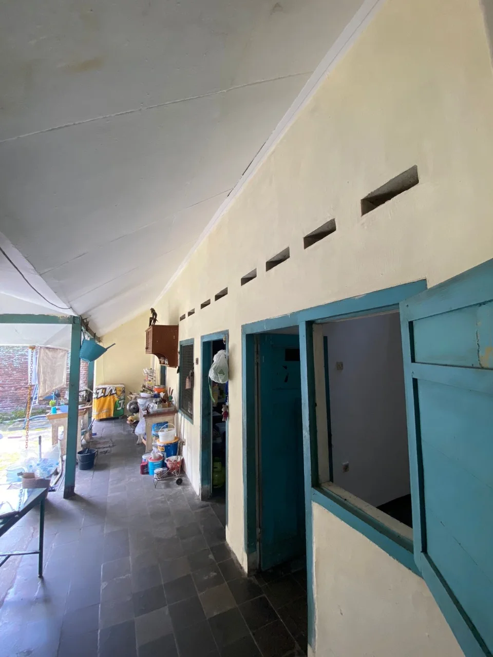 Dijual Rumah Asri Sejuk di Jalan Mahakam Malang Jawa Timur - Thumbnail 6