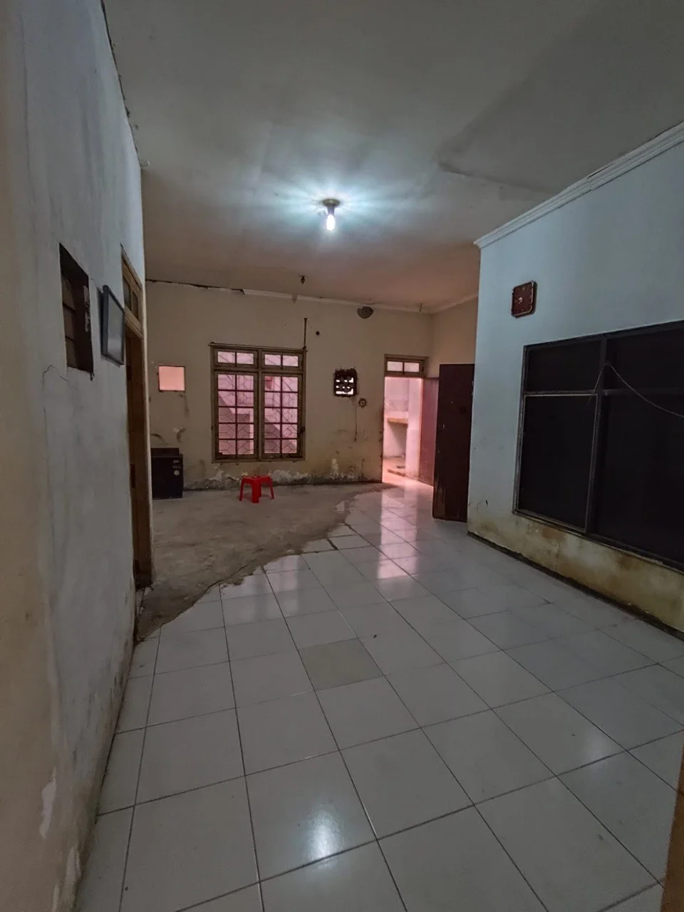 Dijual Rumah Strategis di Taman Pondok Indah Surabaya Barat - Thumbnail 4