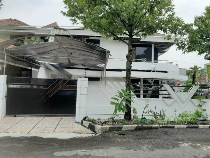 Dijual Rumah Murah Hook Siap Huni Taman Pondok Indah Wiyung Surabaya Barat