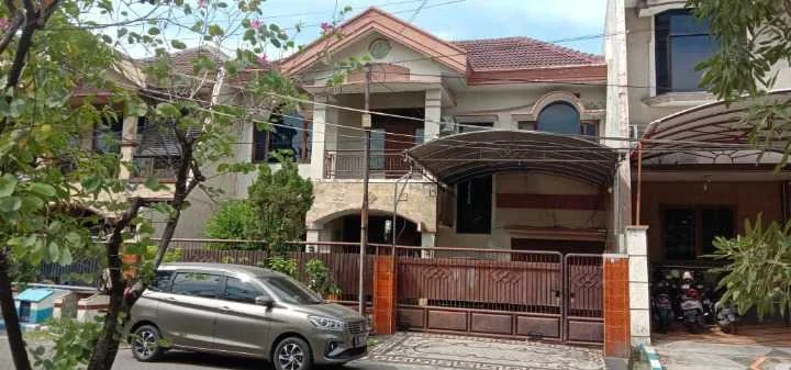 Dijual Rumah Mewah 2 Lantai di Taman Asri Utara Sidoarjo