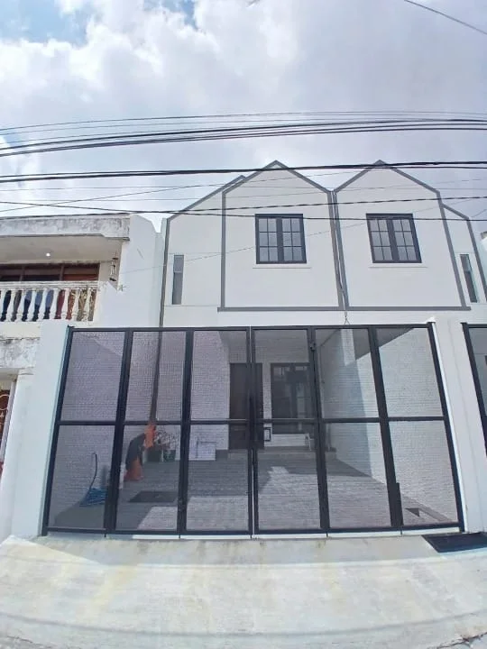 Jual Rumah Baru 2 Lantai Lebak Jaya Surabaya Timur