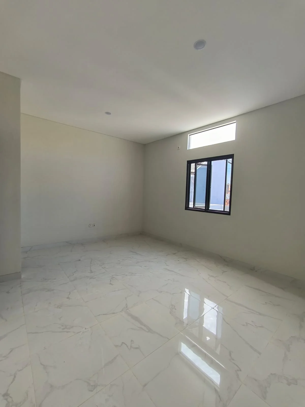 Dijual Rumah 2 Lantai Baru di Lebak Arum Surabaya Timur - Thumbnail 2