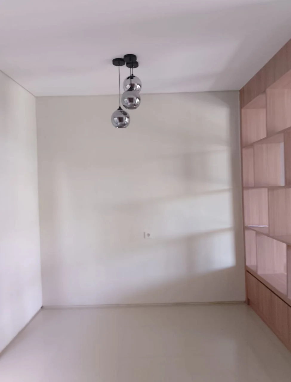 Dijual Rumah Full Furnish Siap Huni yang Berlokasi di Kawasan Citraland Northwest Surabaya Barat - Thumbnail 4
