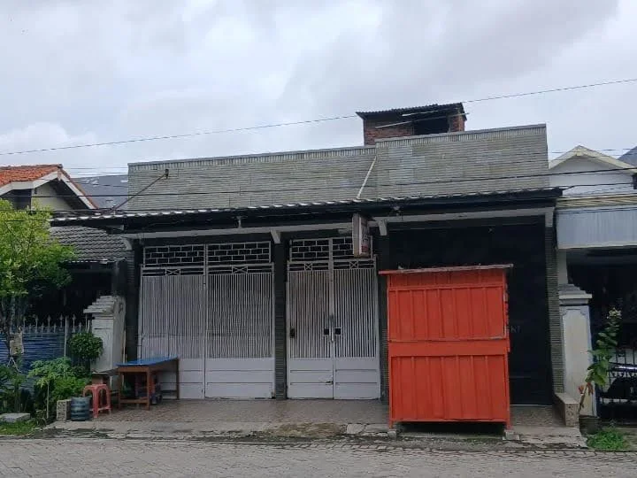 Dijual murah rumah di Gunung Sari Indah, Surabaya Selatan