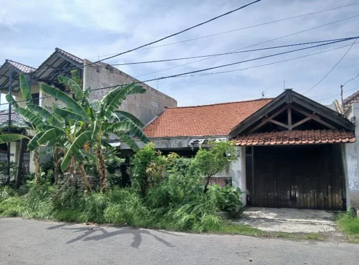 DIJUAL RUMAH AKSES MUDAH DUA LANTAI DI JEMURSARI – SURABAYA TIMUR
