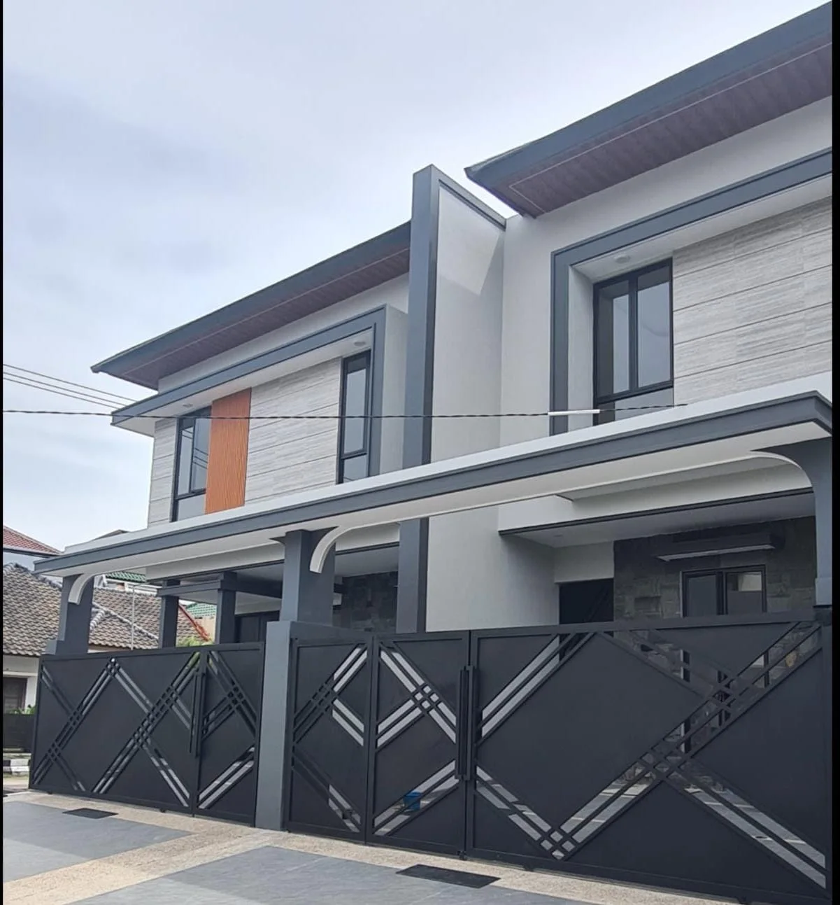 Jual Rumah Mewah 2 Lantai Murah Sutorejo Prima Surabaya Timur
