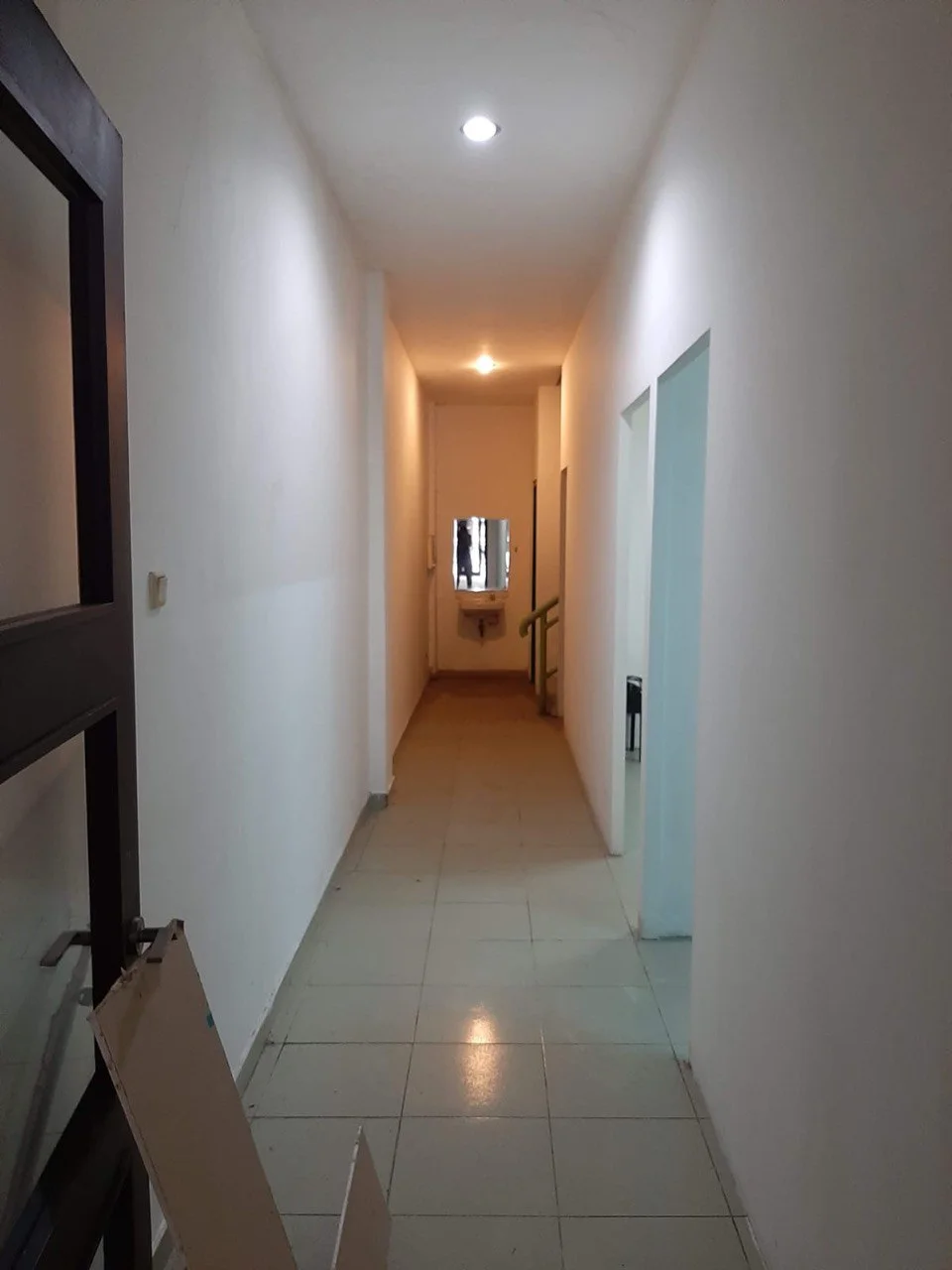 Dijual Ruko Strategis 4 Lantai di Hr Muhammad Surabaya Barat - Thumbnail 6