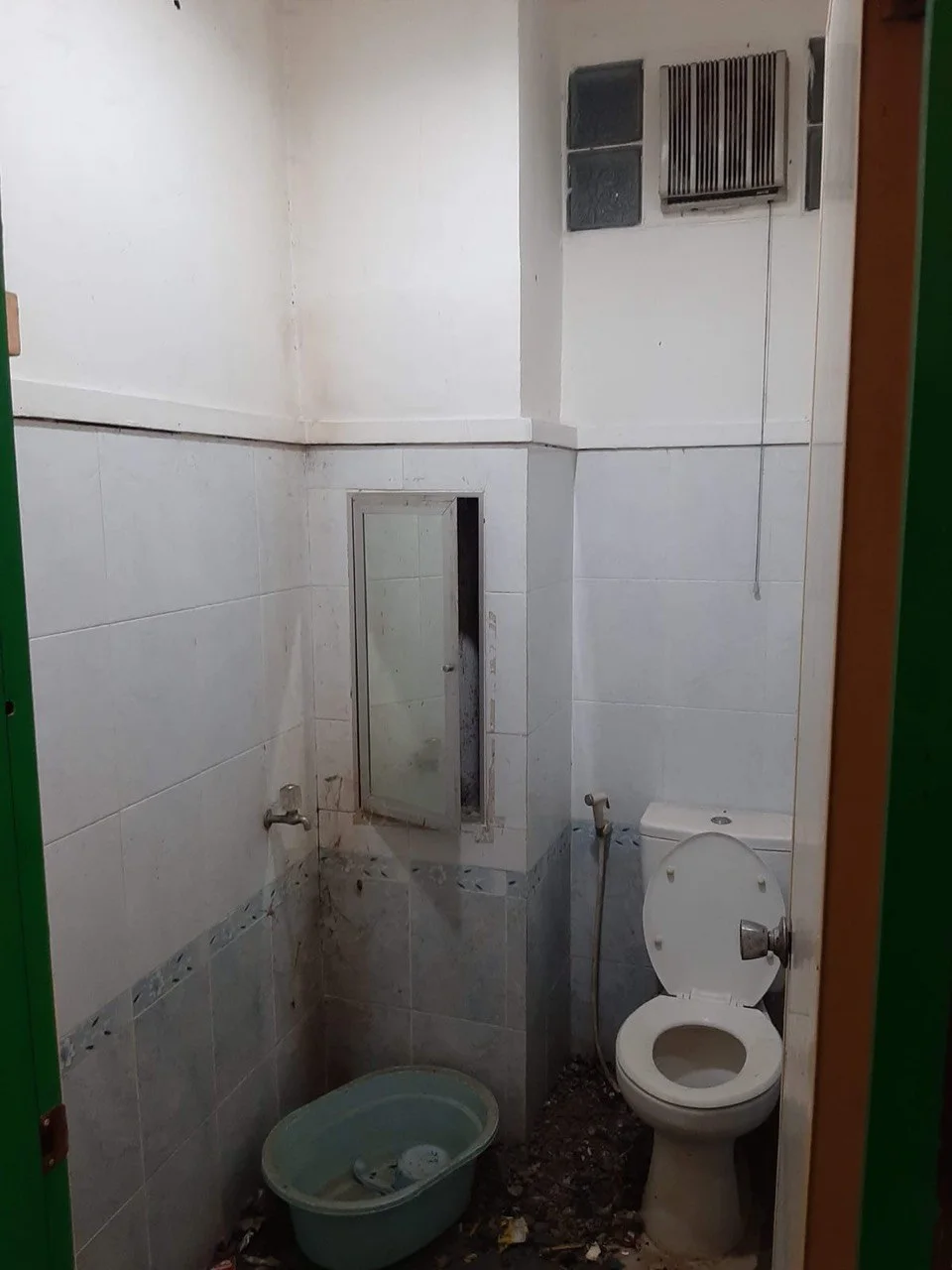 Dijual Ruko Strategis di Hr Muhammad Surabaya Barat - Thumbnail 5
