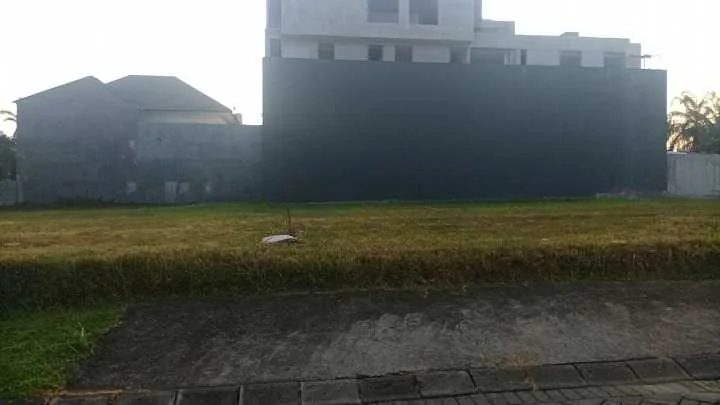 Dijual Tanah Strategis di Dian Istana Park Avenue Surabaya Barat