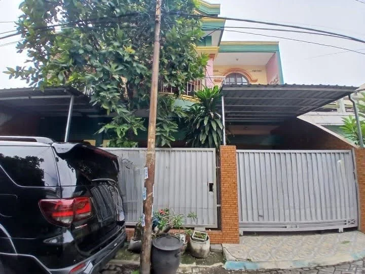 Dijual rumah lokasi strategis di Pakis Tirtosari, Surabaya Barat