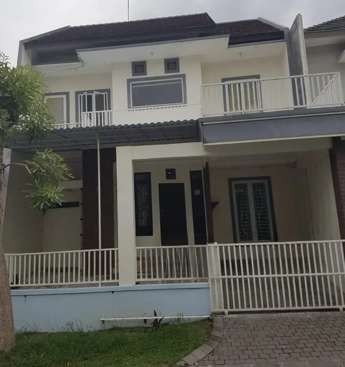 Jual / Sewa Rumah Minimalis 2 Lantai Woodland Citraland Surabaya Barat