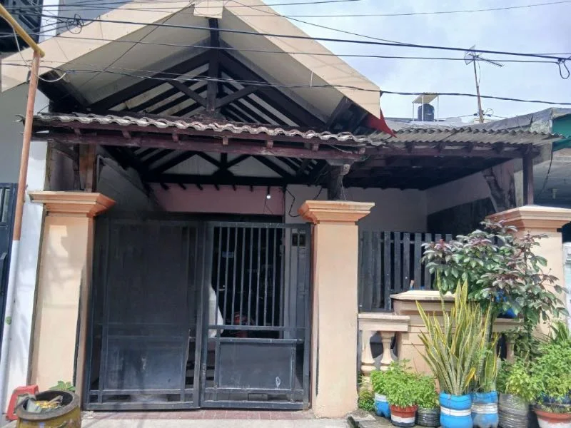 Dijual Rumah Lokasi Strategis Siap Huni Legalitas SHM Gunung Sari Indah Surabaya Barat