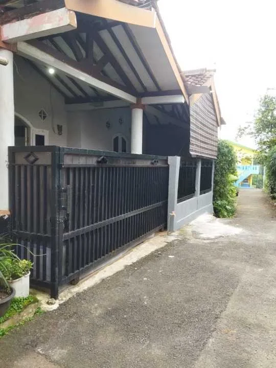 Dijual Rumah Strategis Siap Huni di Kencana Tanah Sareal Bogor