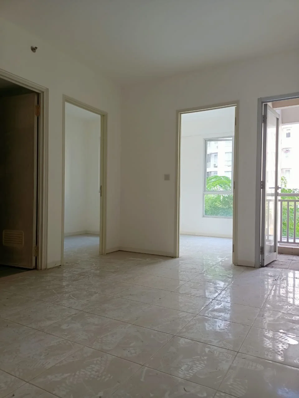 Dijual Apartemen Strategis di East Coast Pakuwon City Surabaya Timur - Thumbnail 4