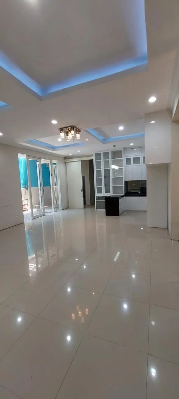 Dijual/Disewakan Rumah Mewah di Citraland Grand Eastwood Surabaya Barat - Thumbnail 2