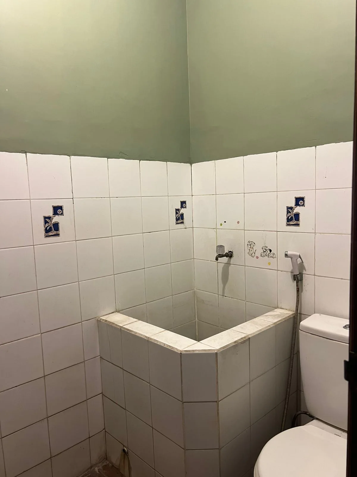 Dijual Rumah Siap Huni SHM Babatan Pratama Wiyung Surabaya Barat Bangunan Full Belakang - Thumbnail 5