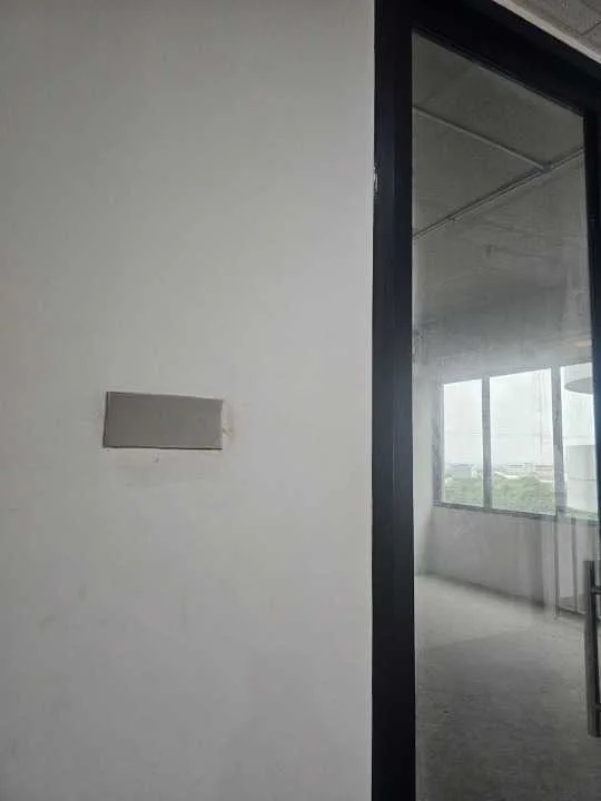 Disewakan Kantor Luas Strategis di Spazio Tower Surabaya Barat - Thumbnail 2