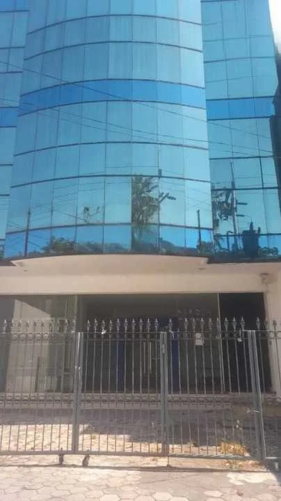 Disewakan Ruko Eks bank lokasi di kawasan strategis Kertajaya Surabaya Timur - Image 1