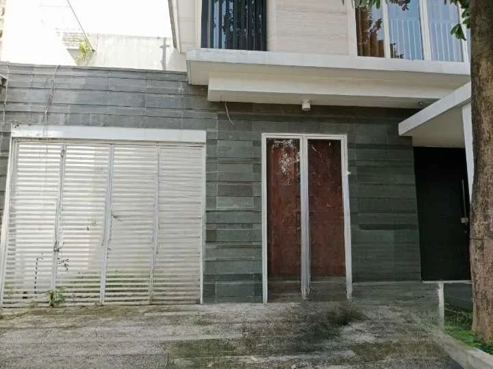 Disewakan Rumah Pelican Hill New Cluster Citraland Surabaya Barat