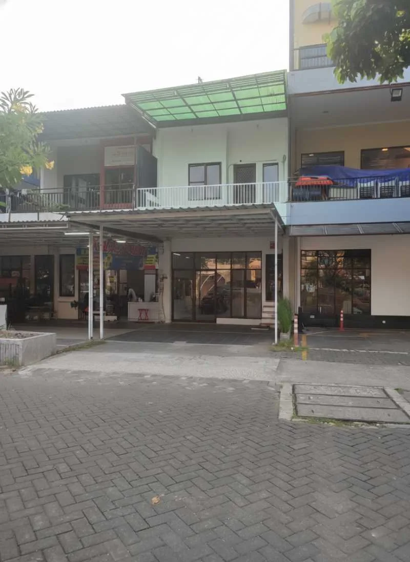 Disewakan/dijual Ruko Strategis di Wilayah Puri Mas Surabaya Timur - Image 1