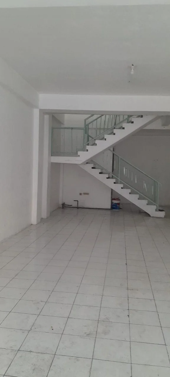 Dijual/Disewakan Ruko Tiga Lantai di Wilayah Gembong Surabaya Timur - Thumbnail 5