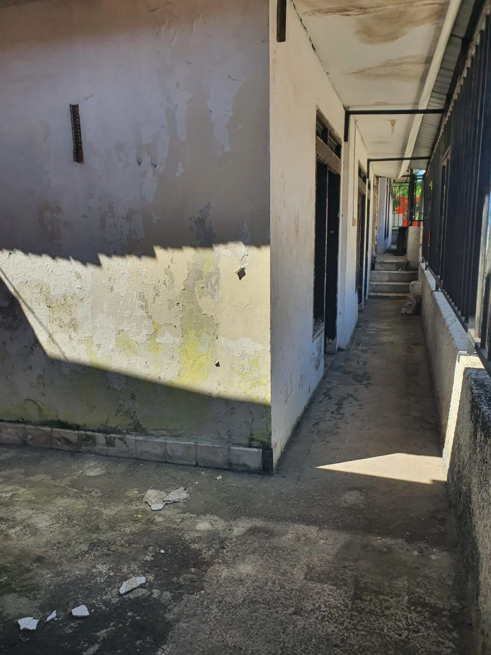 Dijual/Disewakan Ruko Komersial Strategis di Kawasan Gemblongan Surabaya Pusat - Thumbnail 3
