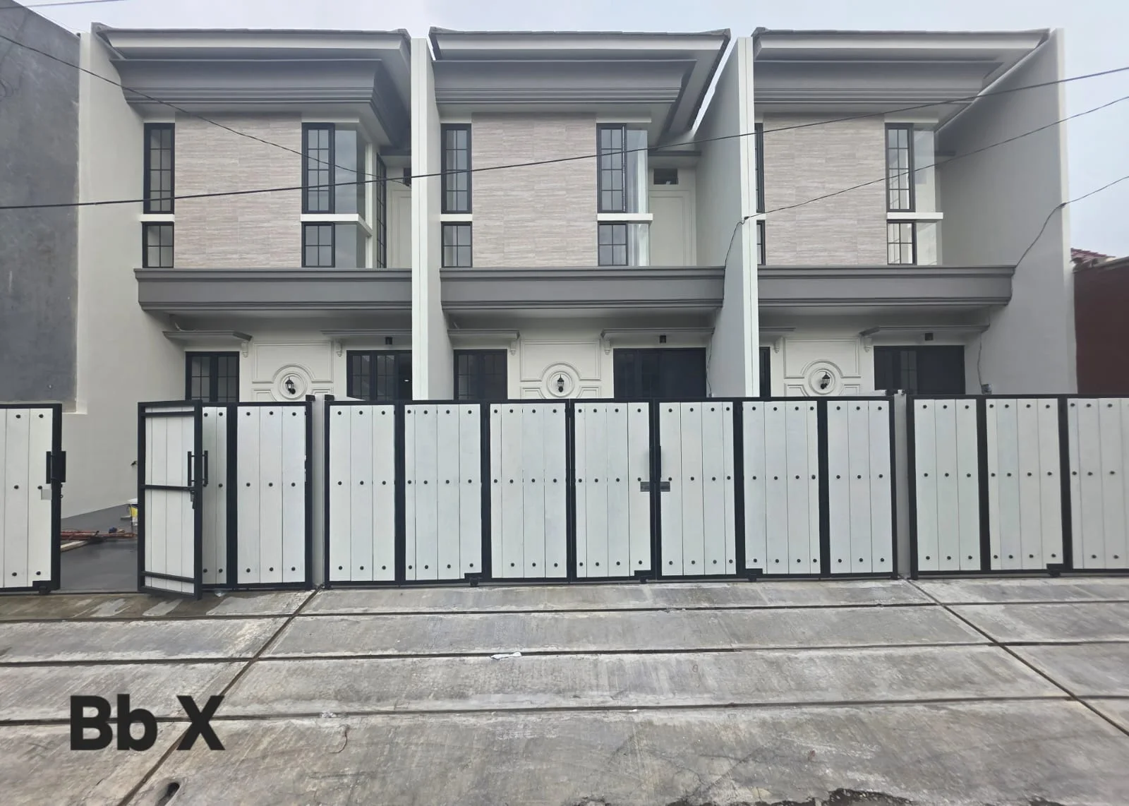 Dijual Rumah Baru Strategis di Wilayah Baruk Barat Surabaya - Image 1