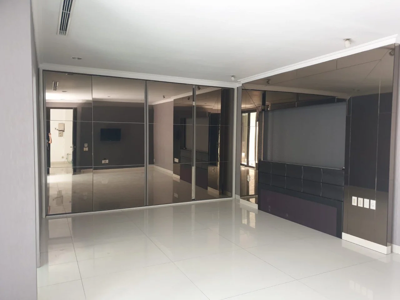 Dijual Rumah Mewah Strategis Siap Huni di Platinum Graha Family Surabaya Barat - Thumbnail 7