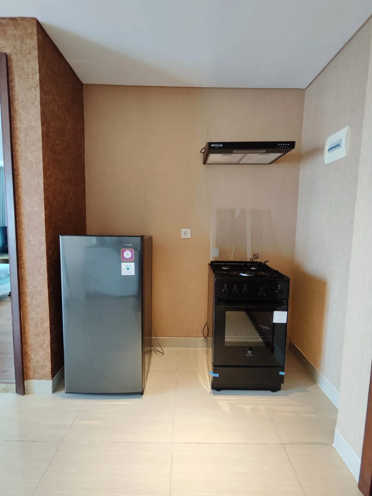Dijual Apartemen Unit Corner Grand Sungkono Lagoon Tower Venetian Surabaya Barat - Thumbnail 4
