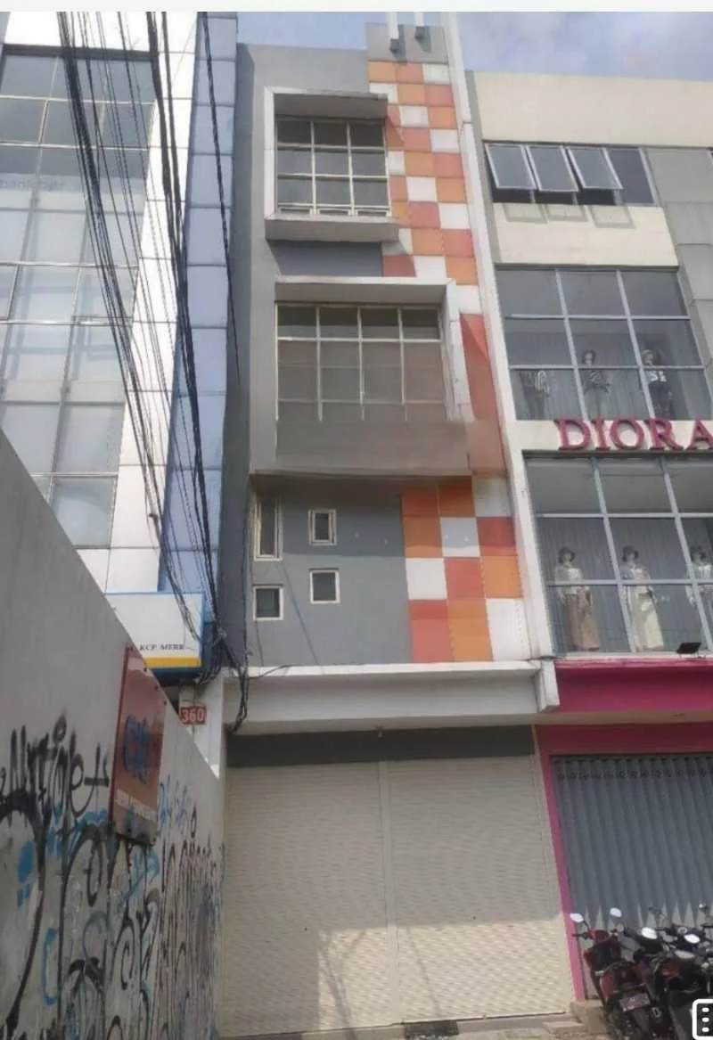 Disewakan Ruko Strategis di Raya Merr Kedung Baruk Surabaya Timur - Thumbnail 3