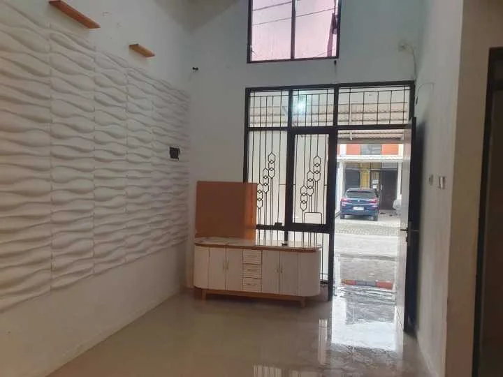 Dijual Rumah Strategis Siap Huni di Citra Raya West Portofino Villagio Tangerang - Thumbnail 2