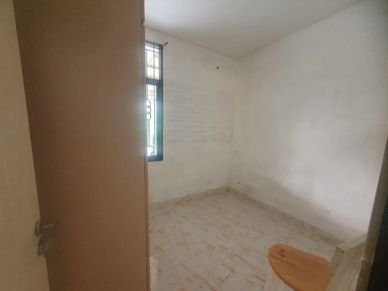Dijual Rumah Strategis Siap Huni di Citra Raya West Portofino Villagio Tangerang - Thumbnail 4