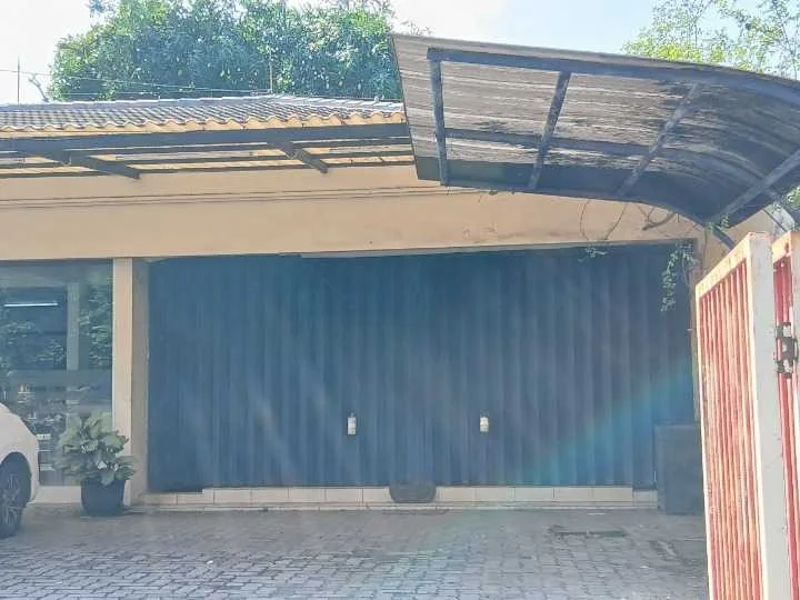 Disewakan Ruko Strategis di Jalan Raya Jemursari Surabaya Selatan - Image 1