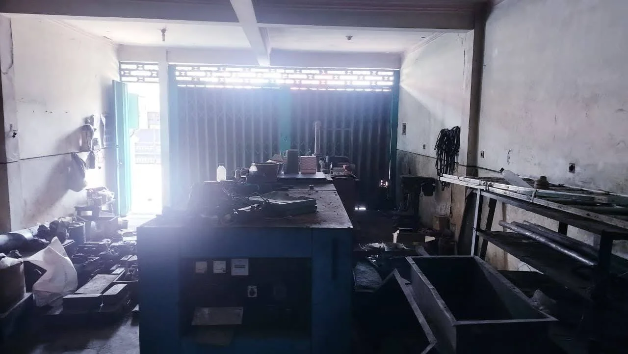 Dijual/Disewakan Ruko Strategis di Bratang Gede Surabaya Timur - Image 1