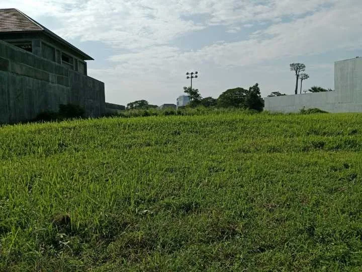 Dijual tanah kavling berlokasi di kawasan Galeria Golf Citraland